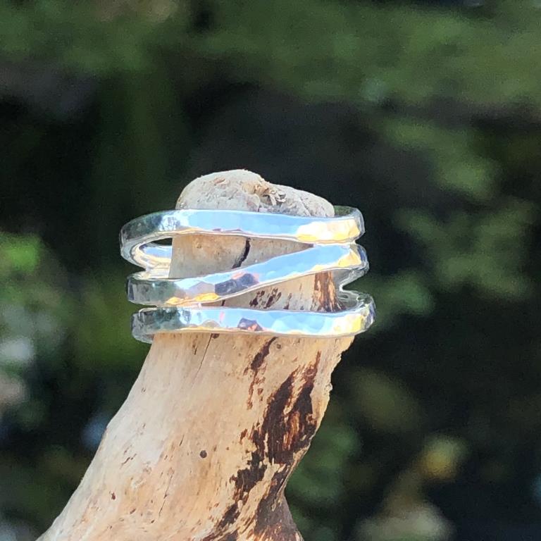 Surf Wave Hammered Ring